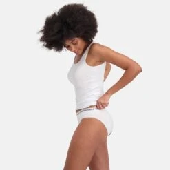 Bamboo Basics Dames 3-pack Slips Yara Wit -Mode-Lingeriewinkel aHR0cHM6Ly93d3cuYm94ZXJzLm5sL21lZGlhL2NhdGFsb2cvcHJvZHVjdC9iL2EvYmFtYm9vLWJhc2ljc195YXJhLTAwMi1zaWRlLmpwZz9zdG9yZT1ib3hlcnNfbmwmaW1hZ2UtdHlwZT1pbWFnZQ