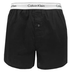Calvin Klein 2-pack Wijde Boxershorts Zwart II -Mode-Lingeriewinkel aHR0cHM6Ly93d3cuYm94ZXJzLm5sL21lZGlhL2NhdGFsb2cvcHJvZHVjdC9jL2EvY2FsdmluLWtsZWluX25iMTM5NmEtMDAxX3Zvb3JrYW50XzIuanBnP3N0b3JlPWJveGVyc19ubCZpbWFnZS10eXBlPWltYWdl