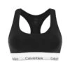 Calvin Klein Dames Bralette Zwart -Mode-Lingeriewinkel aHR0cHM6Ly93d3cuYm94ZXJzLm5sL21lZGlhL2NhdGFsb2cvcHJvZHVjdC9jL2EvY2FsdmluLWtsZWluX2YzNzg1ZS0wMDFfdm9vcmthbnRfMi5qcGc c3RvcmU9Ym94ZXJzX25sJmltYWdlLXR5cGU9aW1hZ2U
