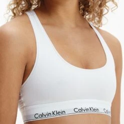 Calvin Klein Dames Bralette Wit -Mode-Lingeriewinkel aHR0cHM6Ly93d3cuYm94ZXJzLm5sL21lZGlhL2NhdGFsb2cvcHJvZHVjdC9jL2EvY2FsdmluLWtsZWluX2YzNzg1ZS0xMDBfbW9kZWxfZGV0YWlsLmpwZz9zdG9yZT1ib3hlcnNfbmwmaW1hZ2UtdHlwZT1pbWFnZQ