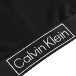 Calvin Klein Dames Reimagined Heritage Plus Size Unlined Bralette Zwart -Mode-Lingeriewinkel aHR0cHM6Ly93d3cuYm94ZXJzLm5sL21lZGlhL2NhdGFsb2cvcHJvZHVjdC9jL2EvY2FsdmluLWtsZWluX3FmNjgyM2UtdWIxX2RldGFpbC5qcGc c3RvcmU9Ym94ZXJzX25sJmltYWdlLXR5cGU9aW1hZ2U