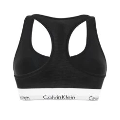 Calvin Klein Dames Plus Size Unlined Bralette Zwart -Mode-Lingeriewinkel aHR0cHM6Ly93d3cuYm94ZXJzLm5sL21lZGlhL2NhdGFsb2cvcHJvZHVjdC9jL2EvY2FsdmluLWtsZWluX3dmNTExNmUtMDAxX2FjaHRlcmthbnQuanBnP3N0b3JlPWJveGVyc19ubCZpbWFnZS10eXBlPWltYWdl