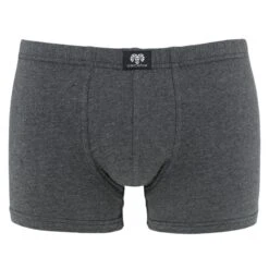 CECEBA 3-pack Boxers Basic Grijs -Mode-Lingeriewinkel aHR0cHM6Ly93d3cuYm94ZXJzLm5sL21lZGlhL2NhdGFsb2cvcHJvZHVjdC9jL2UvY2VjZWJhXzE4MTktNjA2MS05MDAwXzJfdm9vcmthbnQuanBnP3N0b3JlPWJveGVyc19ubCZpbWFnZS10eXBlPWltYWdl