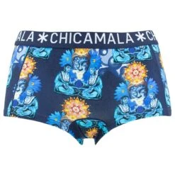 Chicamala Dames 2-pack Boxershorts Buddha Blauw -Mode-Lingeriewinkel aHR0cHM6Ly93d3cuYm94ZXJzLm5sL21lZGlhL2NhdGFsb2cvcHJvZHVjdC9jL2gvY2hpY2FtYWxhX2J1ZGRoYTEyMTUtMDFfX3Zvb3JrYW50LmpwZz9zdG9yZT1ib3hlcnNfbmwmaW1hZ2UtdHlwZT1pbWFnZQ