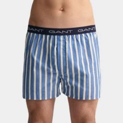 GANT 2-pack Wijde Boxershorts Stripe Multi -Mode-Lingeriewinkel aHR0cHM6Ly93d3cuYm94ZXJzLm5sL21lZGlhL2NhdGFsb2cvcHJvZHVjdC9nL2EvZ2FudF85MDIzMTIwMTktNDcxXzJfbW9kZWxfdm9vcmthbnQuanBnP3N0b3JlPWJveGVyc19ubCZpbWFnZS10eXBlPWltYWdl