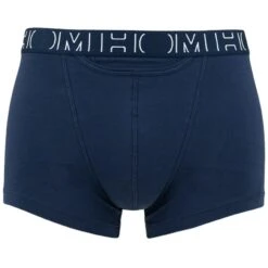 HOM HO1 2-pack Boxers Blauw -Mode-Lingeriewinkel aHR0cHM6Ly93d3cuYm94ZXJzLm5sL21lZGlhL2NhdGFsb2cvcHJvZHVjdC9oL28vaG9tXzQwMDQwNS1kMDQ2XzJfdm9vcmthbnQuanBnP3N0b3JlPWJveGVyc19ubCZpbWFnZS10eXBlPWltYWdl