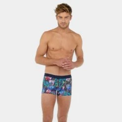 HOM Microfiber Boxer Matys Multi -Mode-Lingeriewinkel aHR0cHM6Ly93d3cuYm94ZXJzLm5sL21lZGlhL2NhdGFsb2cvcHJvZHVjdC9oL28vaG9tXzQwMjU0MC1wMHJhX21vZGVsX3Zvb3JrYW50LmpwZz9zdG9yZT1ib3hlcnNfbmwmaW1hZ2UtdHlwZT1pbWFnZQ
