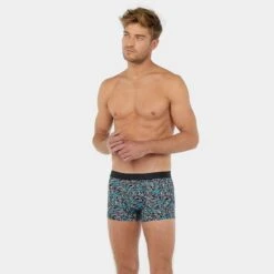 HOM Microfiber Boxer Dario Multi -Mode-Lingeriewinkel aHR0cHM6Ly93d3cuYm94ZXJzLm5sL21lZGlhL2NhdGFsb2cvcHJvZHVjdC9oL28vaG9tXzQwMjUwOC1wMDA0X21vZGVsX3Zvb3JrYW50LmpwZz9zdG9yZT1ib3hlcnNfbmwmaW1hZ2UtdHlwZT1pbWFnZQ