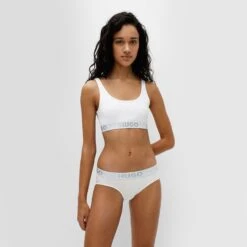 Hugo Boss Dames HUGO Sporty Logo Slip Wit -Mode-Lingeriewinkel aHR0cHM6Ly93d3cuYm94ZXJzLm5sL21lZGlhL2NhdGFsb2cvcHJvZHVjdC9oL3UvaHVnby1ib3NzXzUwNDY5NjQzLTEwMF9tb2RlbF92b29ya2FudC5qcGc c3RvcmU9Ym94ZXJzX25sJmltYWdlLXR5cGU9aW1hZ2U