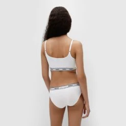 Hugo Boss Dames HUGO 3-pack Slips Wit -Mode-Lingeriewinkel aHR0cHM6Ly93d3cuYm94ZXJzLm5sL21lZGlhL2NhdGFsb2cvcHJvZHVjdC9oL3UvaHVnby1ib3NzXzUwNDY5NjU3LTEwMF9tb2RlbF9hY2h0ZXJrYW50LmpwZz9zdG9yZT1ib3hlcnNfbmwmaW1hZ2UtdHlwZT1pbWFnZQ