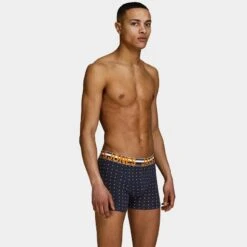 Jack & Jones 3-pack Boxers Hendrik Multi -Mode-Lingeriewinkel aHR0cHM6Ly93d3cuYm94ZXJzLm5sL21lZGlhL2NhdGFsb2cvcHJvZHVjdC9qL2EvamFja19qb25lc19ub29zMjAxOF8yOTk4MjM1XzEyMTUxMzUxXzQuanBnP3N0b3JlPWJveGVyc19ubCZpbWFnZS10eXBlPWltYWdl