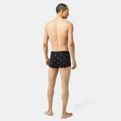 Lacoste 3-pack Boxers All Over Mini Logo Zwart -Mode-Lingeriewinkel aHR0cHM6Ly93d3cuYm94ZXJzLm5sL21lZGlhL2NhdGFsb2cvcHJvZHVjdC9sL2EvbGFjb3N0ZV81aDM0MTEtMDAtZmowXzJfbW9kZWwtMi5qcGc c3RvcmU9Ym94ZXJzX25sJmltYWdlLXR5cGU9aW1hZ2U