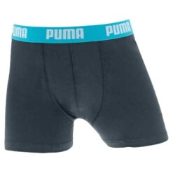 PUMA Jongens 4-pack Boxers Blauw & Zwart -Mode-Lingeriewinkel aHR0cHM6Ly93d3cuYm94ZXJzLm5sL21lZGlhL2NhdGFsb2cvcHJvZHVjdC9wL3UvcHVtYV83MDEyMTkzMzctMDAxXzJfdm9vcmthbnQuanBnP3N0b3JlPWJveGVyc19ubCZpbWFnZS10eXBlPWltYWdl
