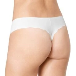 Sloggi Dames Zero Microfiber Hipstring Wit -Mode-Lingeriewinkel aHR0cHM6Ly93d3cuYm94ZXJzLm5sL21lZGlhL2NhdGFsb2cvcHJvZHVjdC9zL2wvc2xvZ2dpXzEwMTg0OTMxLTAwZ3pfbW9kZWwuanBnP3N0b3JlPWJveGVyc19ubCZpbWFnZS10eXBlPWltYWdl