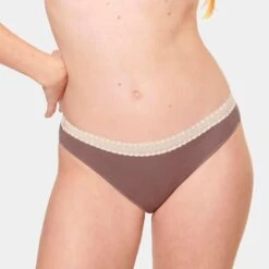 Sloggi Dames GO 2-pack Ribbed Tai Slips Multi -Mode-Lingeriewinkel aHR0cHM6Ly93d3cuYm94ZXJzLm5sL21lZGlhL2NhdGFsb2cvcHJvZHVjdC9zL2wvc2xvZ2dpXzEwMjEzMTUzLW0wMDNfMV9tb2RlbF92b29ya2FudC0yLmpwZz9zdG9yZT1ib3hlcnNfbmwmaW1hZ2UtdHlwZT1pbWFnZQ