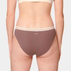Sloggi Dames GO 2-pack Ribbed Tai Slips Multi -Mode-Lingeriewinkel aHR0cHM6Ly93d3cuYm94ZXJzLm5sL21lZGlhL2NhdGFsb2cvcHJvZHVjdC9zL2wvc2xvZ2dpXzEwMjEzMTUzLW0wMDNfMV9tb2RlbF9hY2h0ZXJrYW50LmpwZz9zdG9yZT1ib3hlcnNfbmwmaW1hZ2UtdHlwZT1pbWFnZQ
