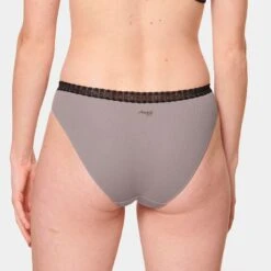 Sloggi Dames GO 2-pack Ribbed Tai Slips Multi II -Mode-Lingeriewinkel aHR0cHM6Ly93d3cuYm94ZXJzLm5sL21lZGlhL2NhdGFsb2cvcHJvZHVjdC9zL2wvc2xvZ2dpXzEwMjEzMTUzLW0wMTRfMl9tb2RlbF9hY2h0ZXJrYW50LmpwZz9zdG9yZT1ib3hlcnNfbmwmaW1hZ2UtdHlwZT1pbWFnZQ